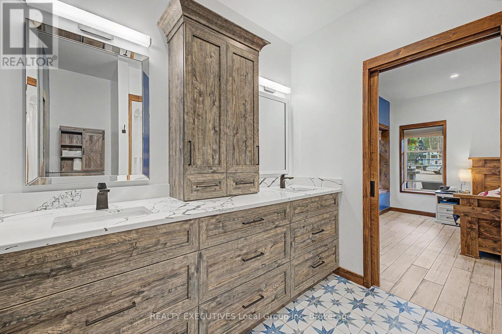 2149 SOUTH SHORE ROAD - 24