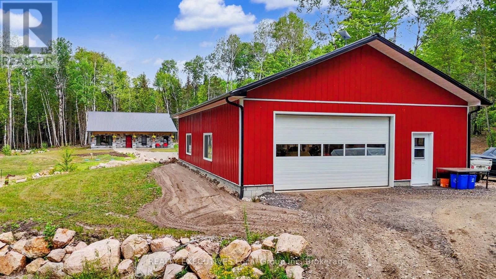 2149 SOUTH SHORE ROAD - 42