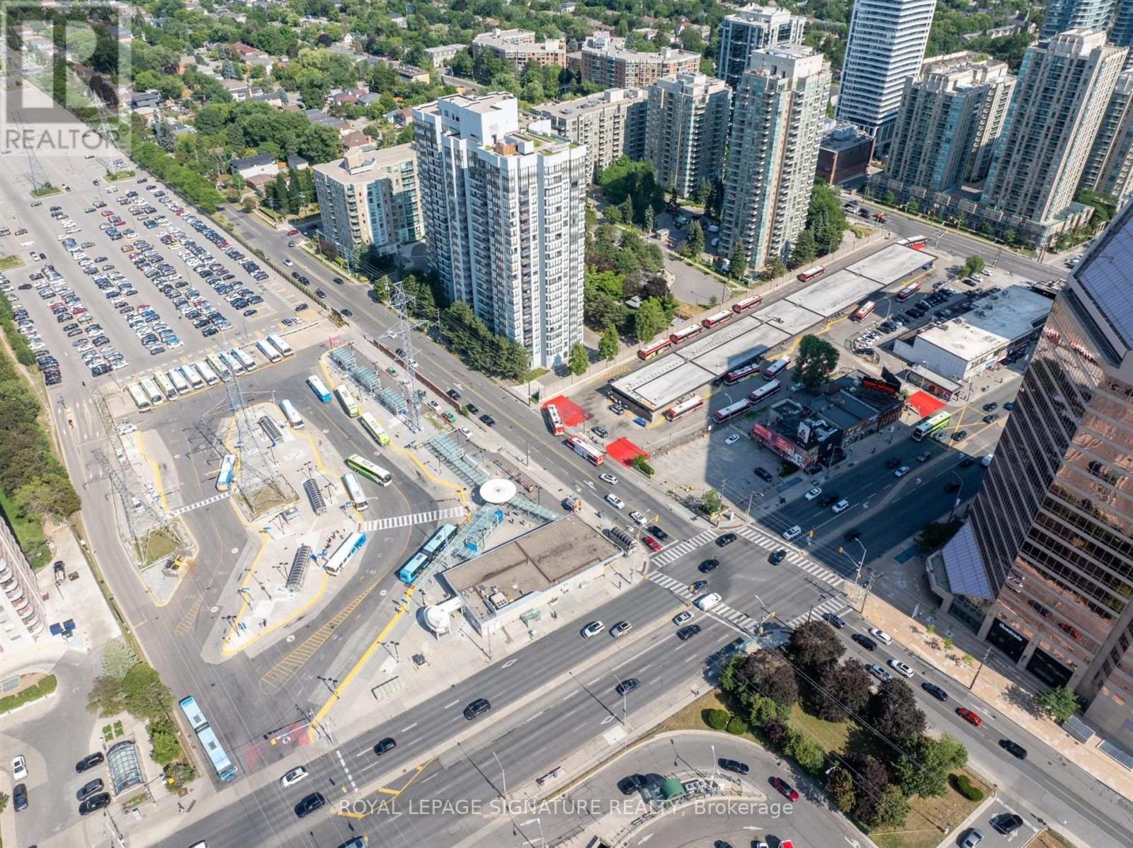 #24 70 BYNG AVENUE - 31