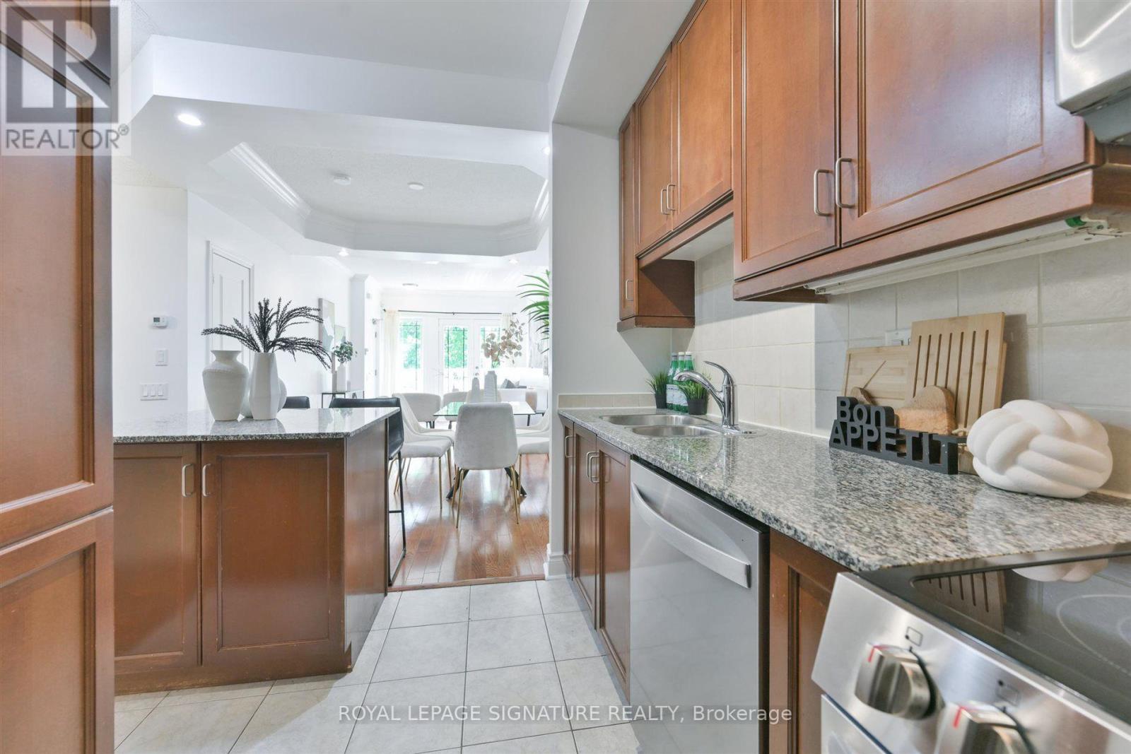 #24 70 BYNG AVENUE - 8