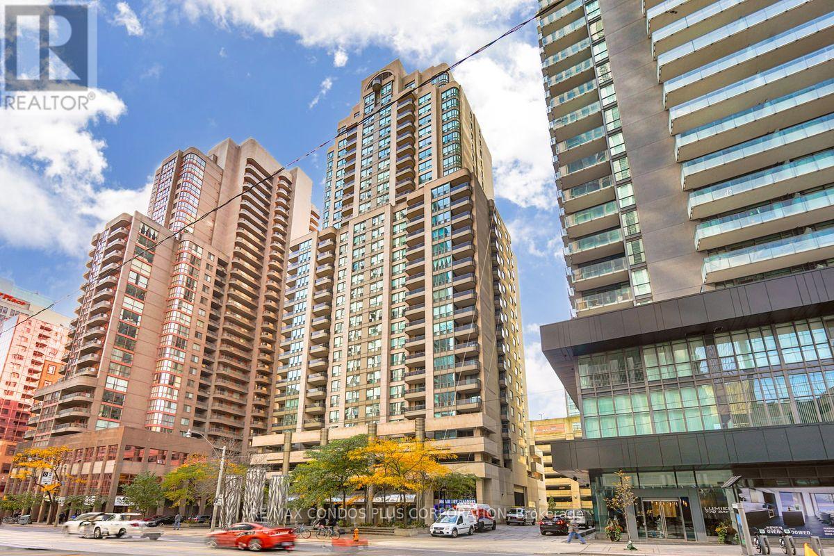 Photo of 750 Bay Street
