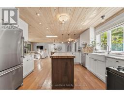 10308 Beach O' Pines Road, Lambton Shores, ON N0M1T0 Photo 15