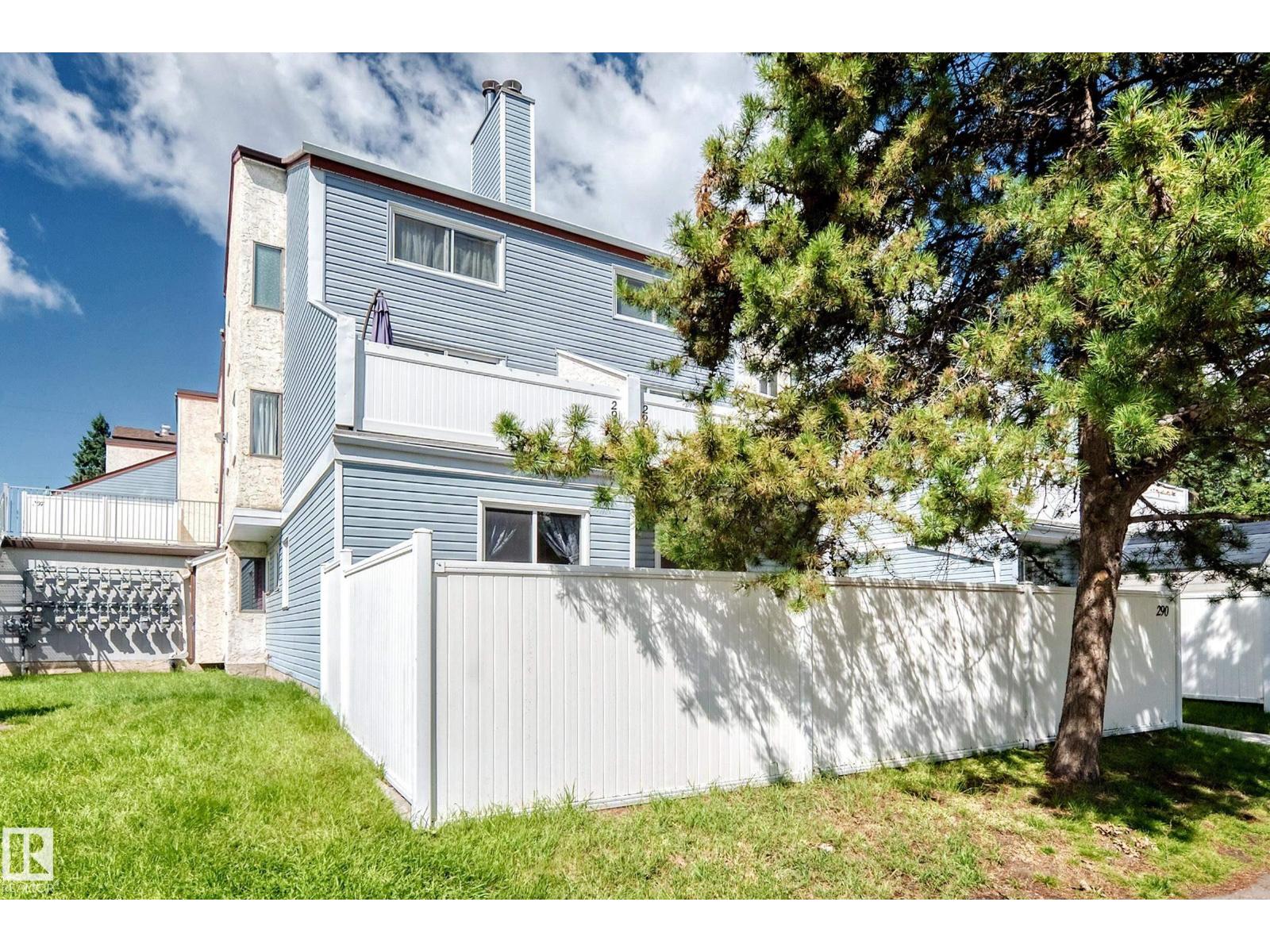 290 Lancaster TC NW - 2