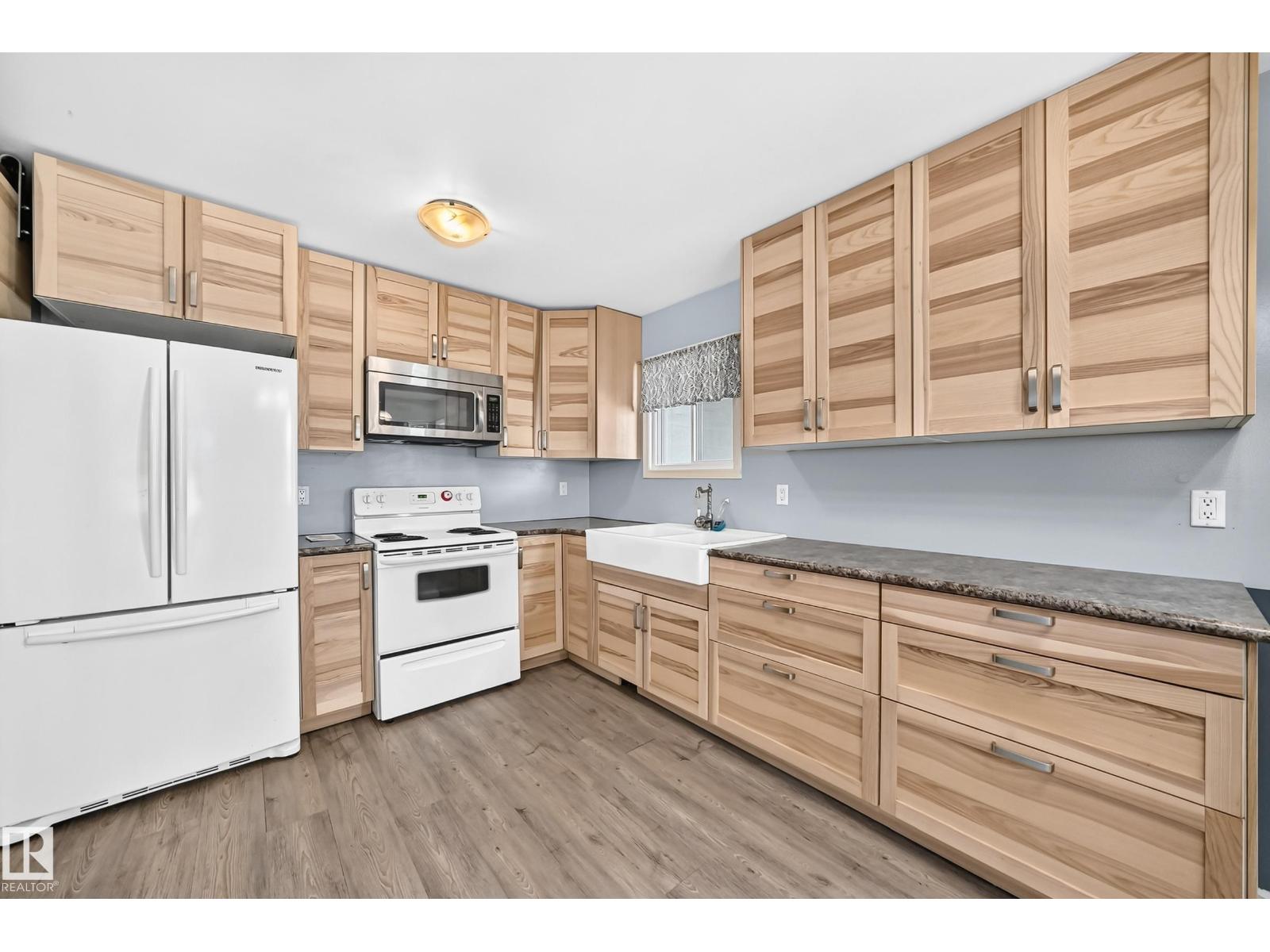 290 Lancaster TC NW - Image 8