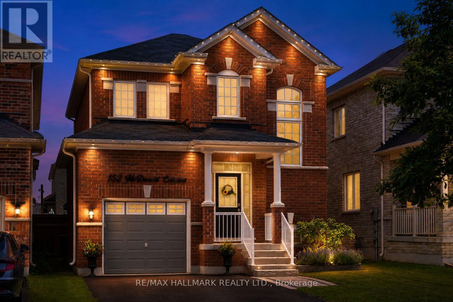 152 MCDONALD CRESCENT - 2