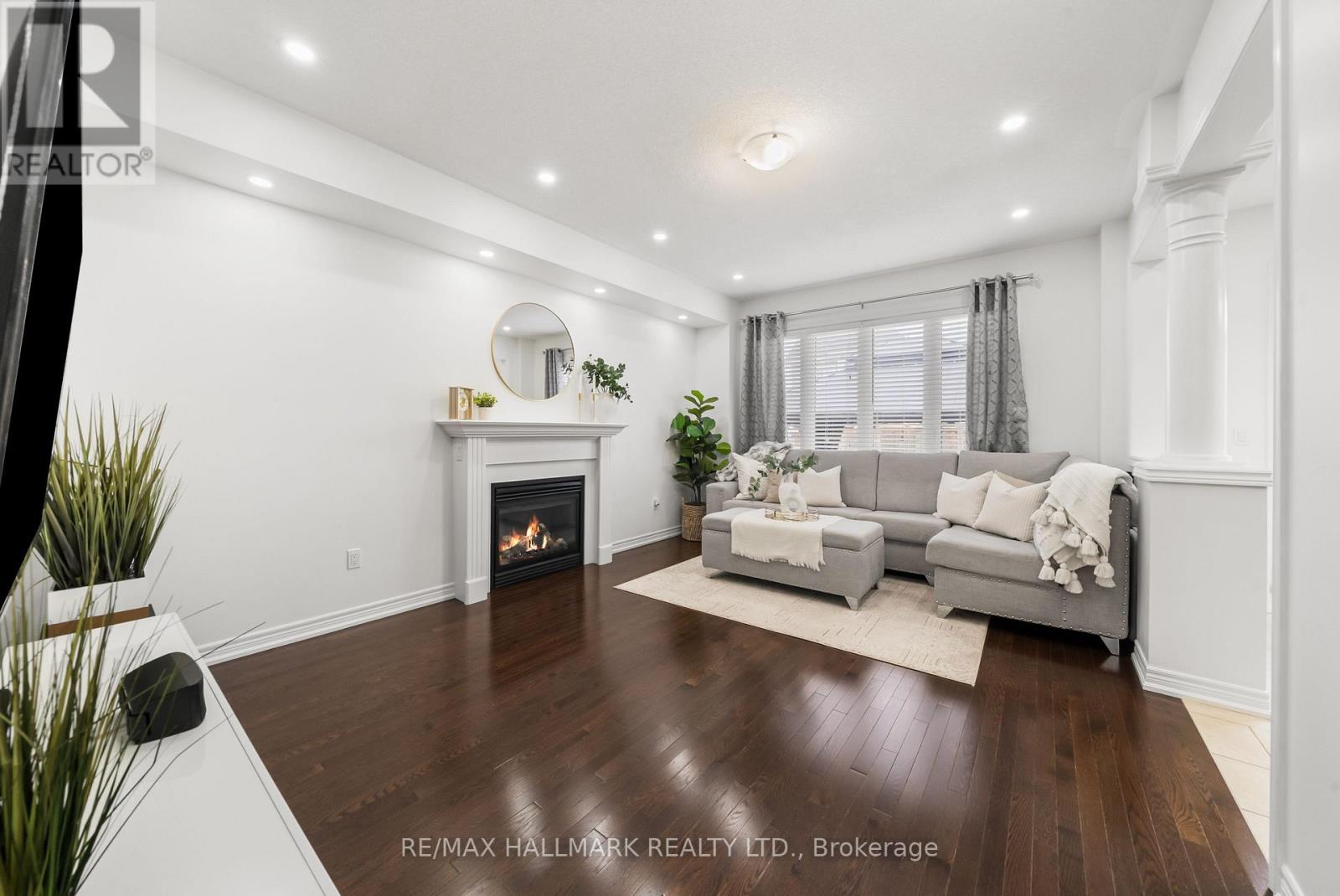 152 MCDONALD CRESCENT - Image 3