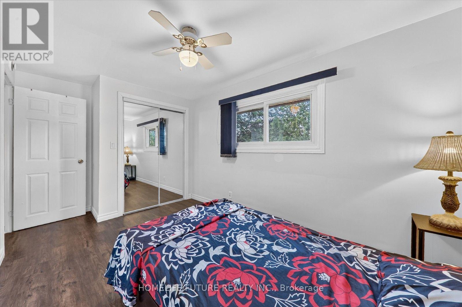 163 LABRADOR DRIVE - 17