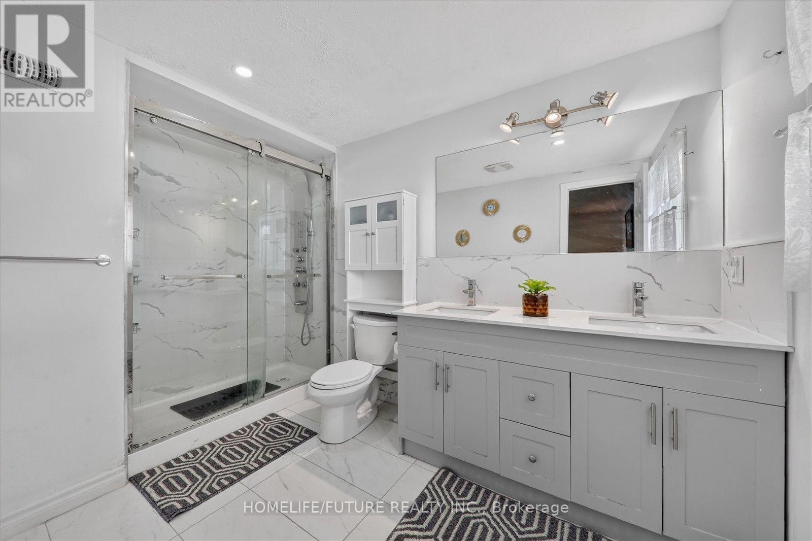 163 LABRADOR DRIVE - 21