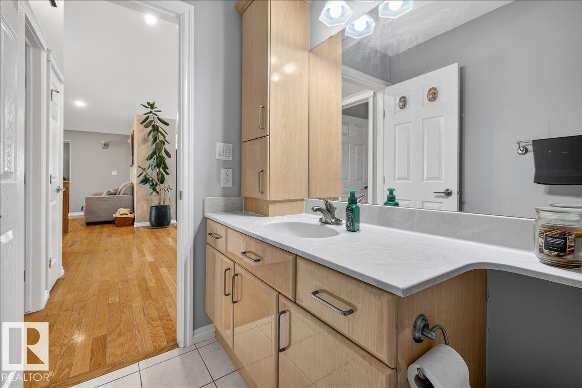 6050 164A AV NW - Image 24