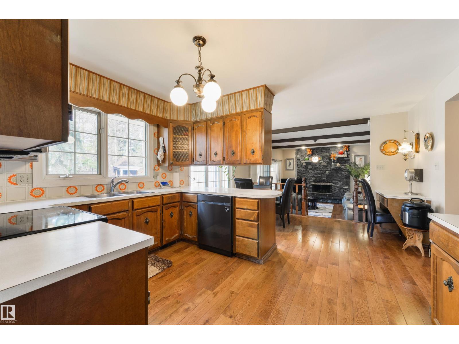 206 WOLF WILLOW CR NW - 17