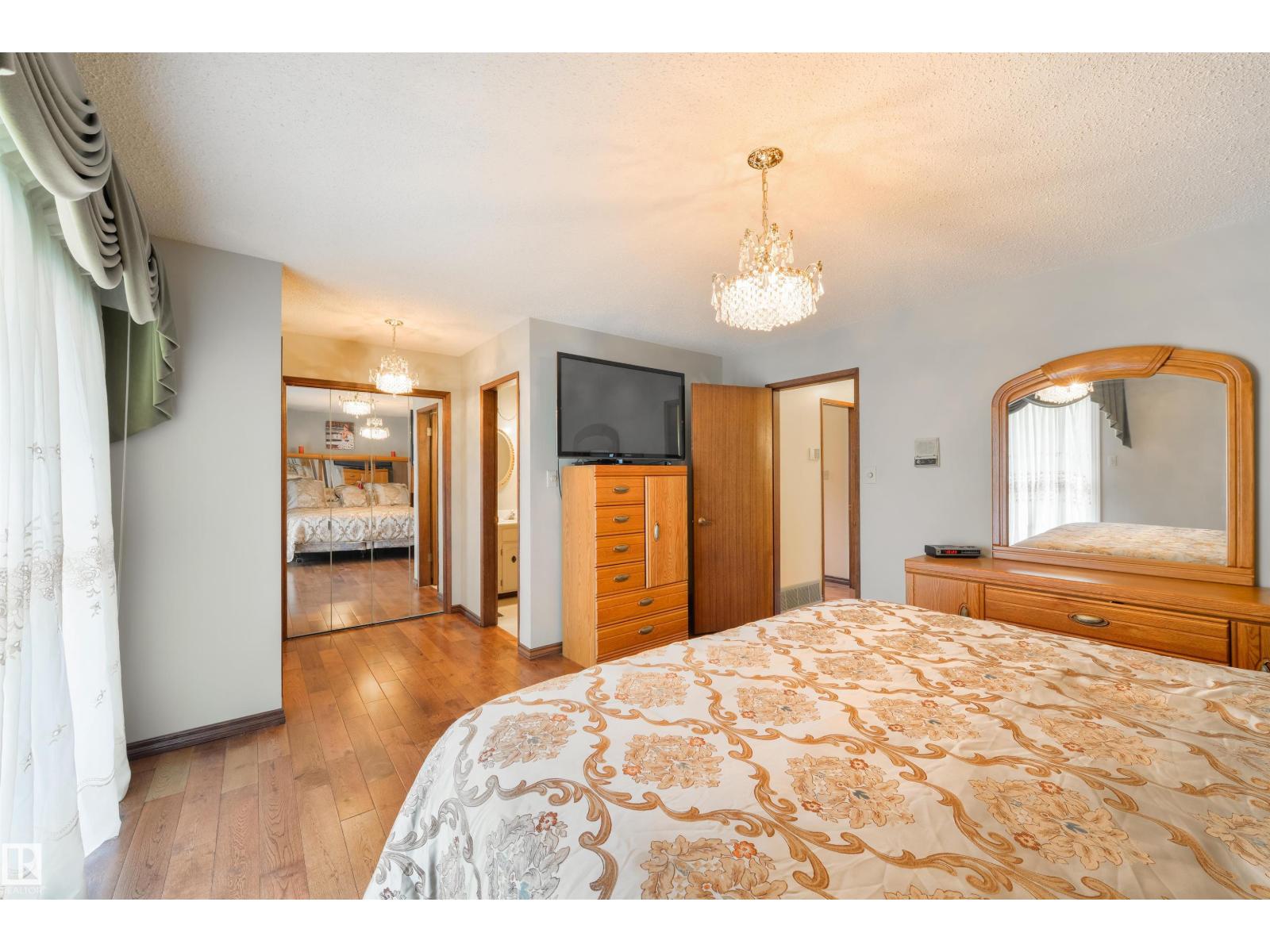 206 WOLF WILLOW CR NW - 37