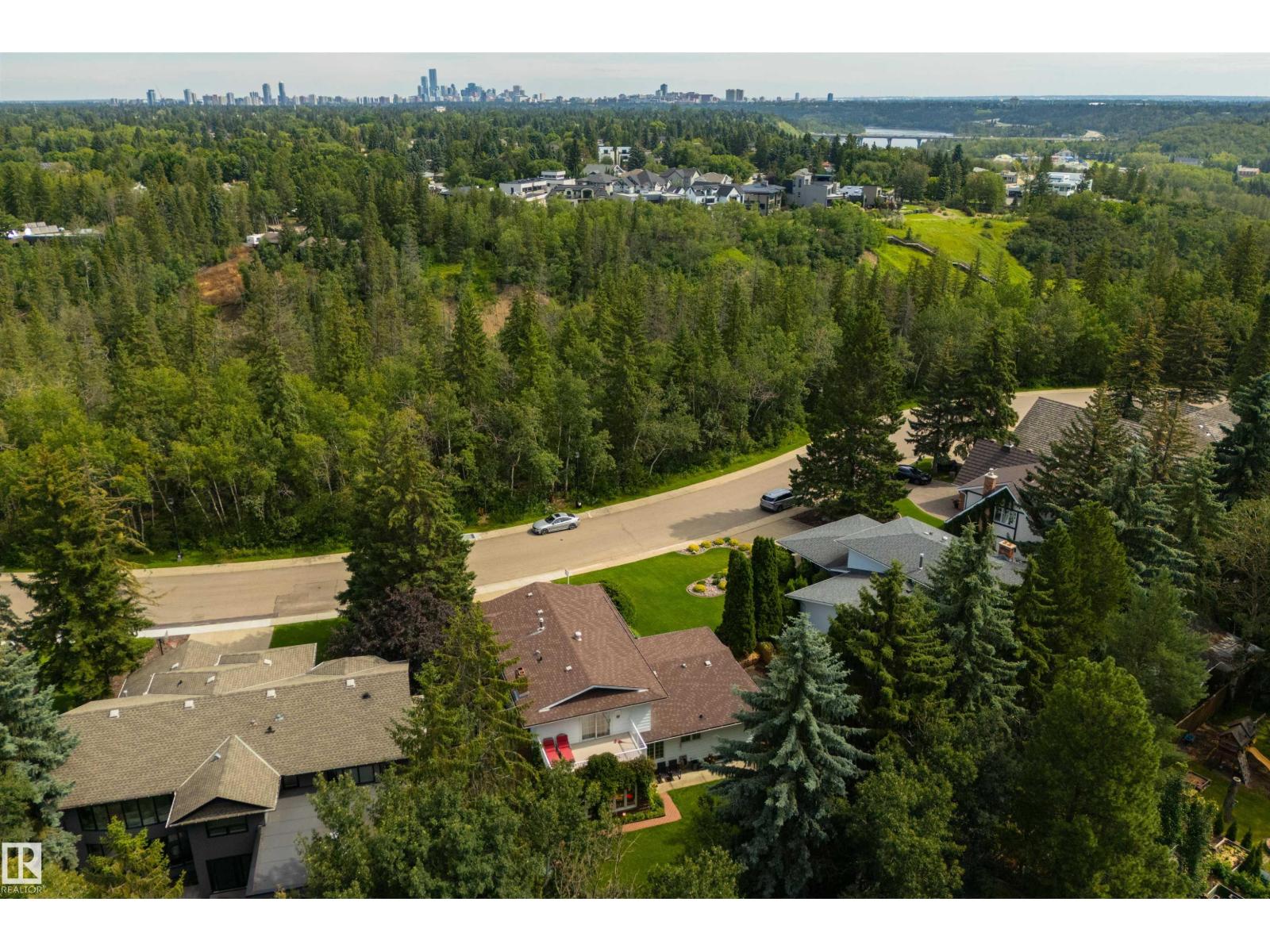 206 WOLF WILLOW CR NW - 68