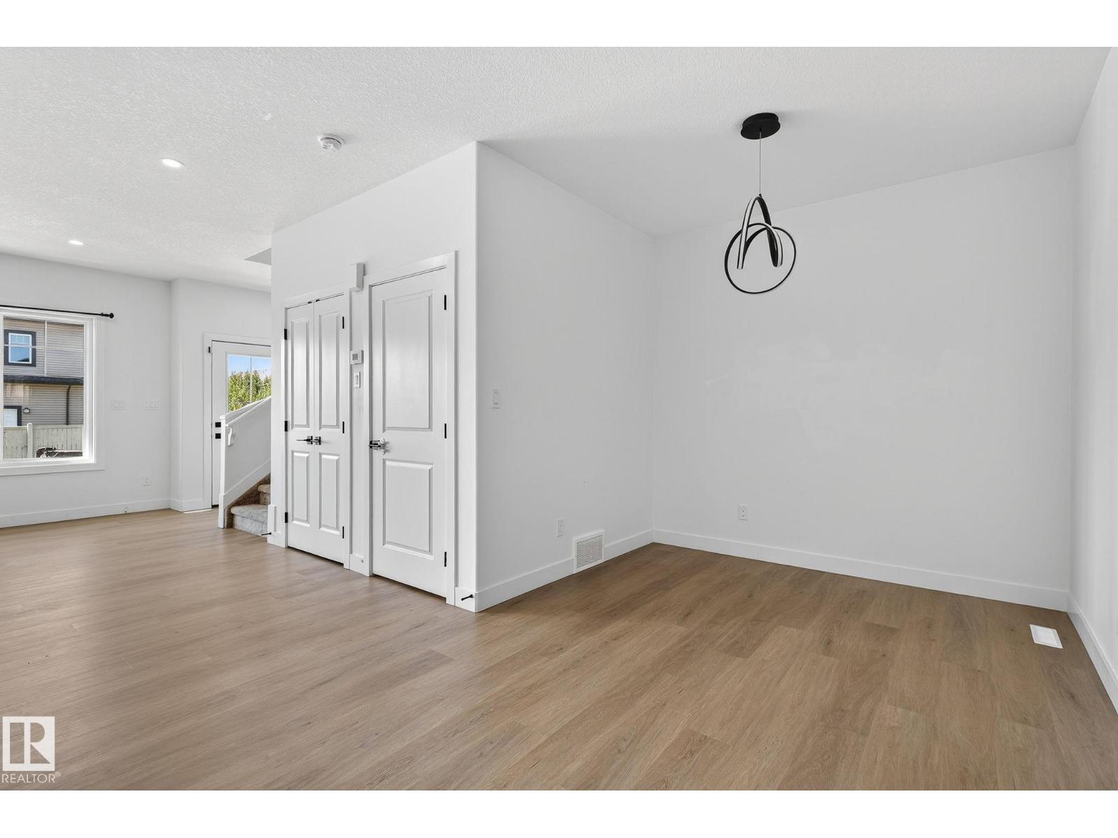 4603 36 ST - Image 14