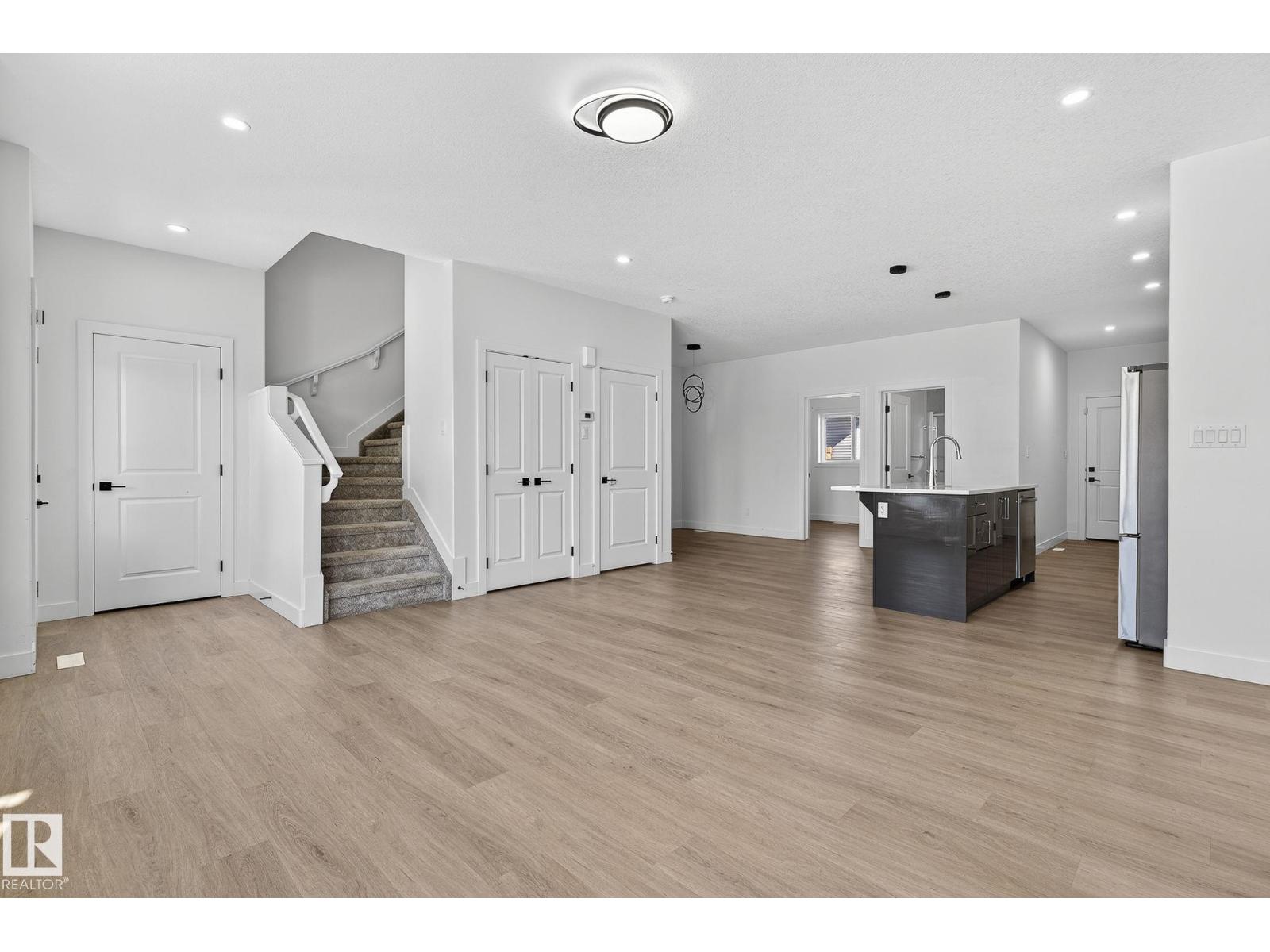 4603 36 ST - Image 7
