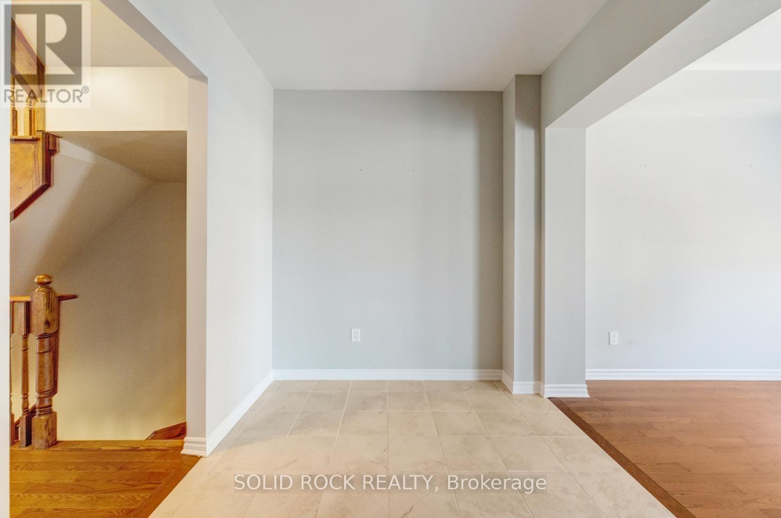 142 FAROOQ BOULEVARD S - 14