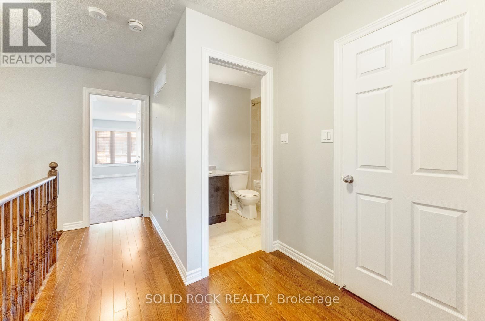 142 FAROOQ BOULEVARD S - 30