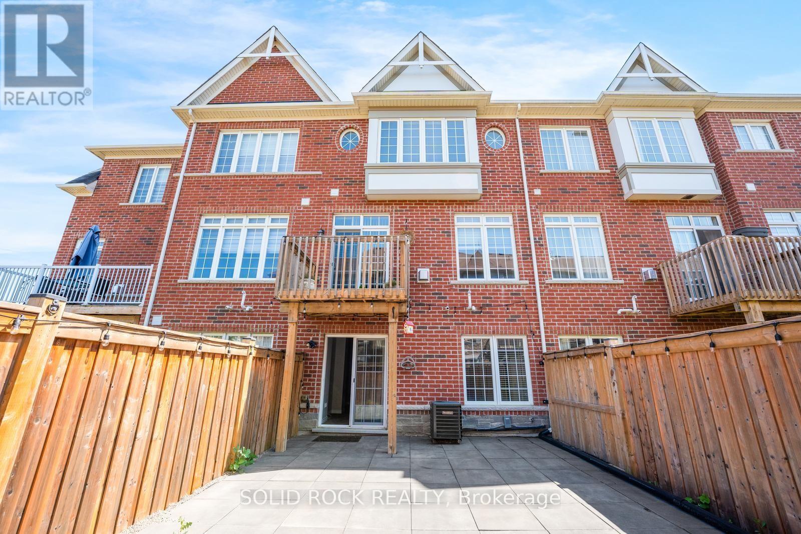 142 FAROOQ BOULEVARD S - 41