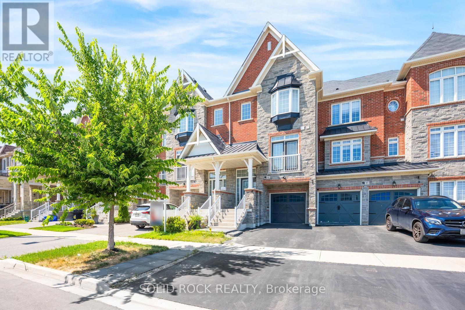 142 FAROOQ BOULEVARD S - 43