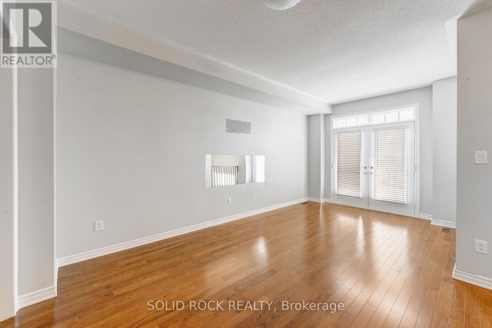 142 FAROOQ BOULEVARD S - 6