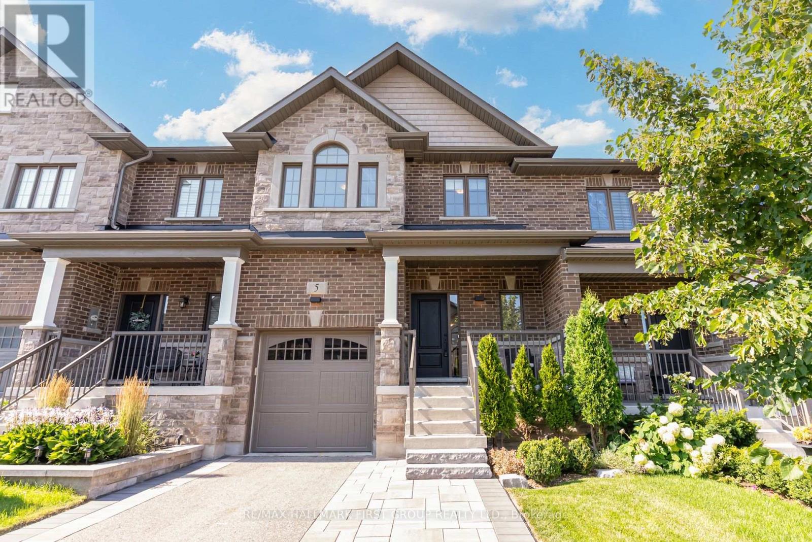 5 HARRY THORNTON LANE - 1