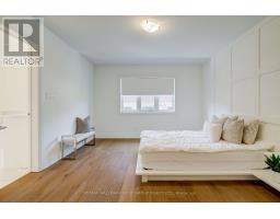 5 Harry Thornton Lane, Uxbridge, ON L9P0E9 Photo 15