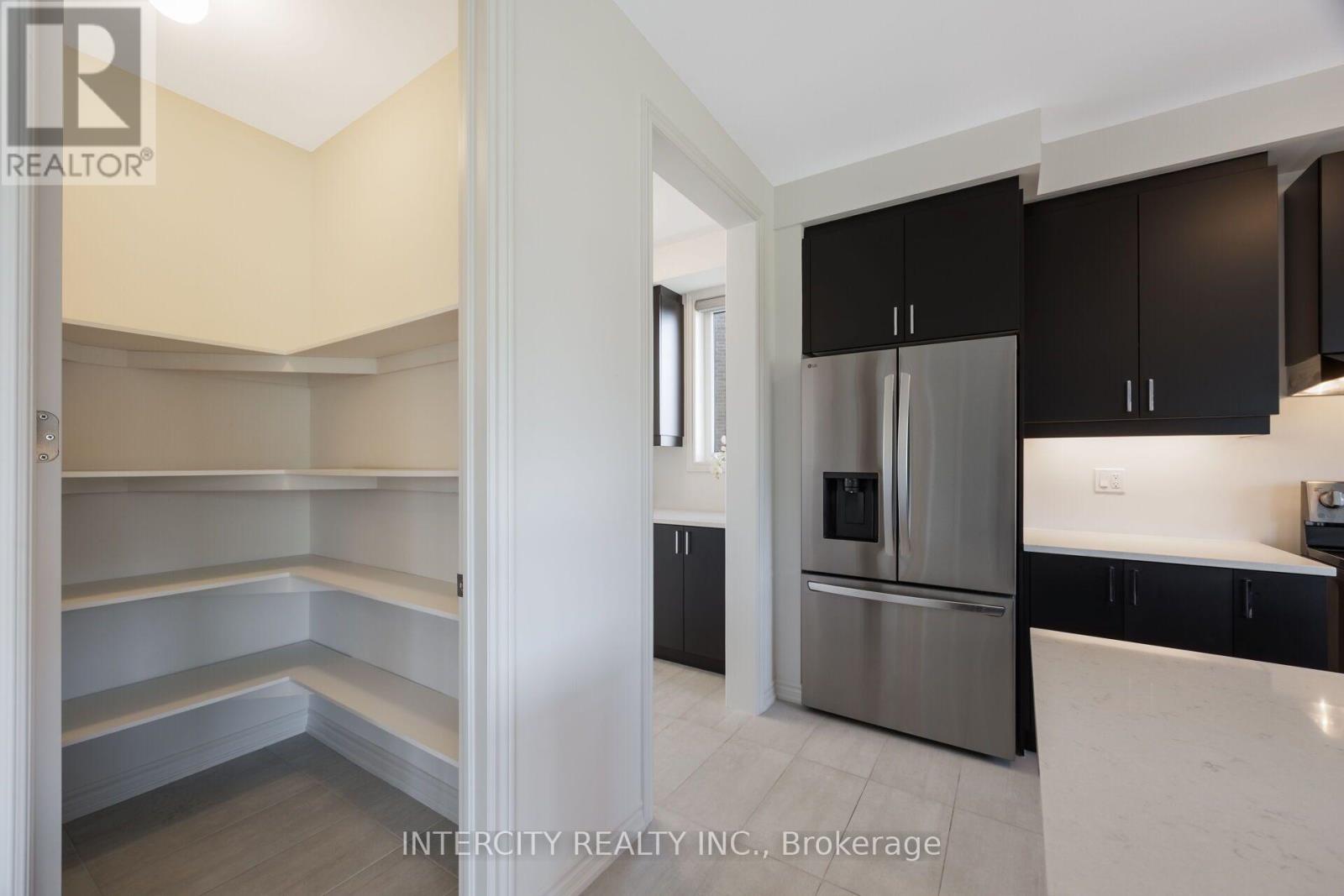 8 ELDERBERRY WAY - 21