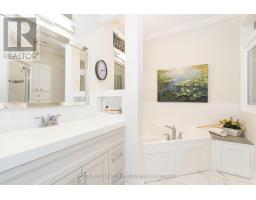 10 Wilton Trail, Aurora, ON L4G7S9 Photo 18