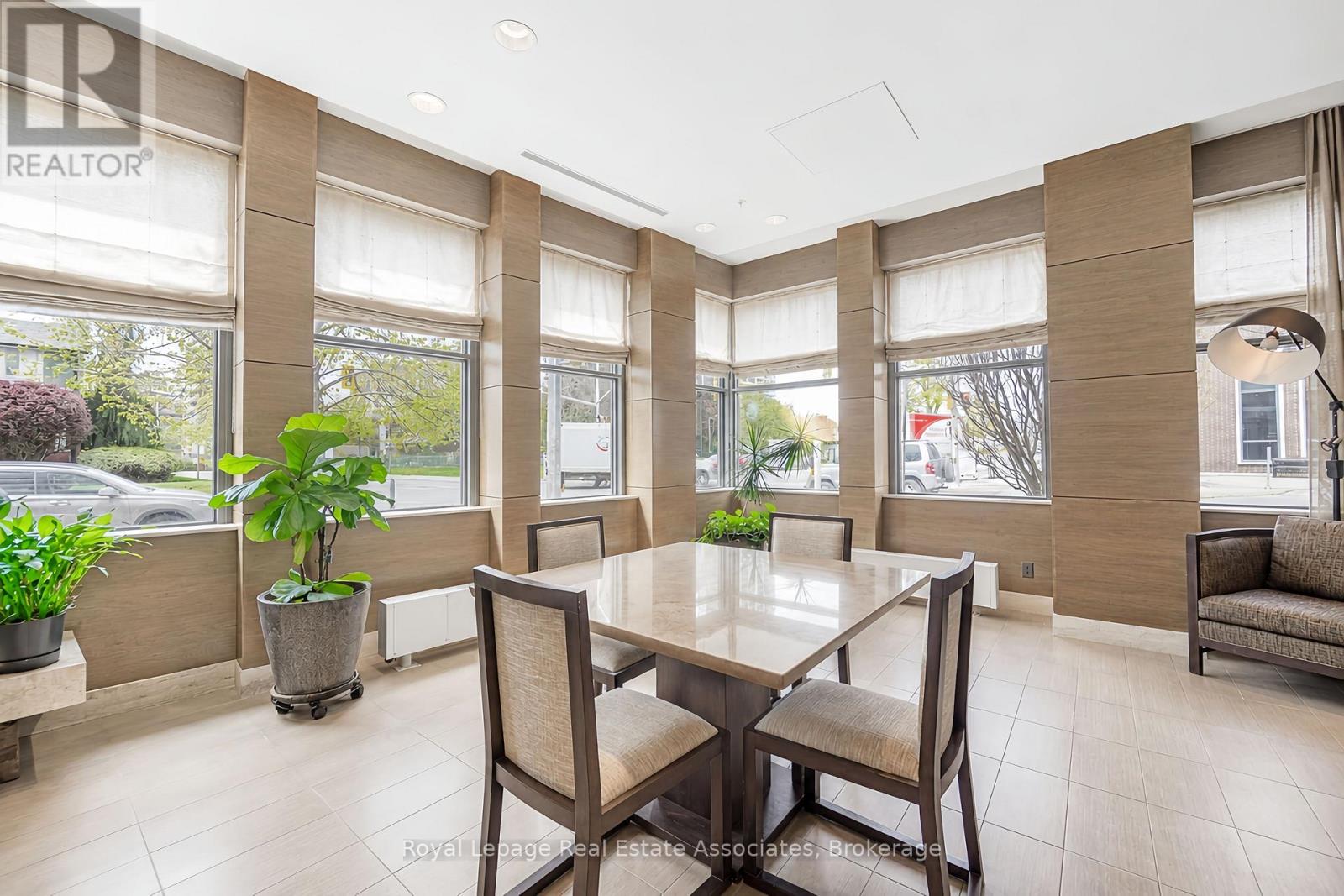 #308 1 HURONTARIO STREET - 35