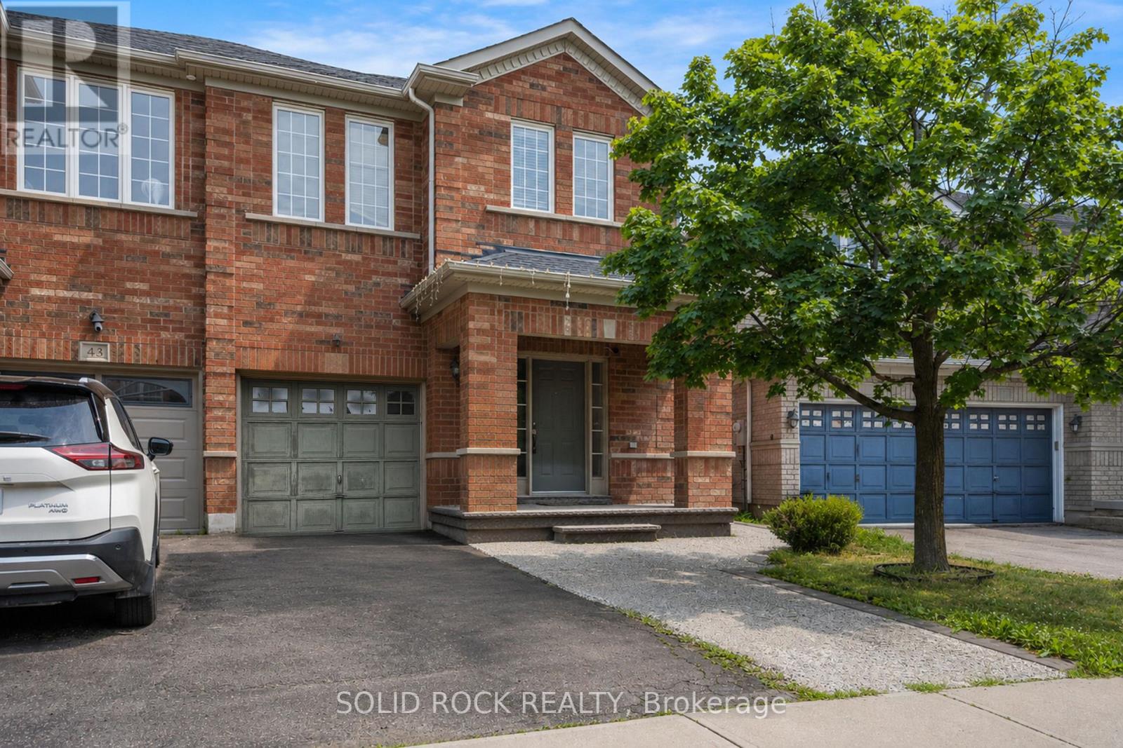41 TRUMPET VALLEY BOULEVARD - 1