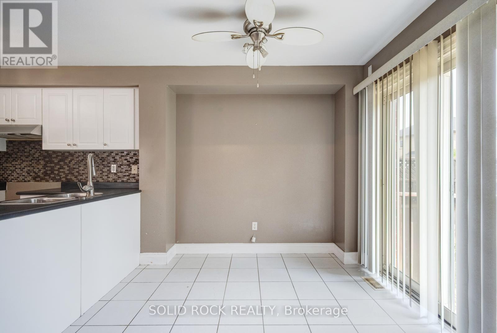 41 TRUMPET VALLEY BOULEVARD - Image 14