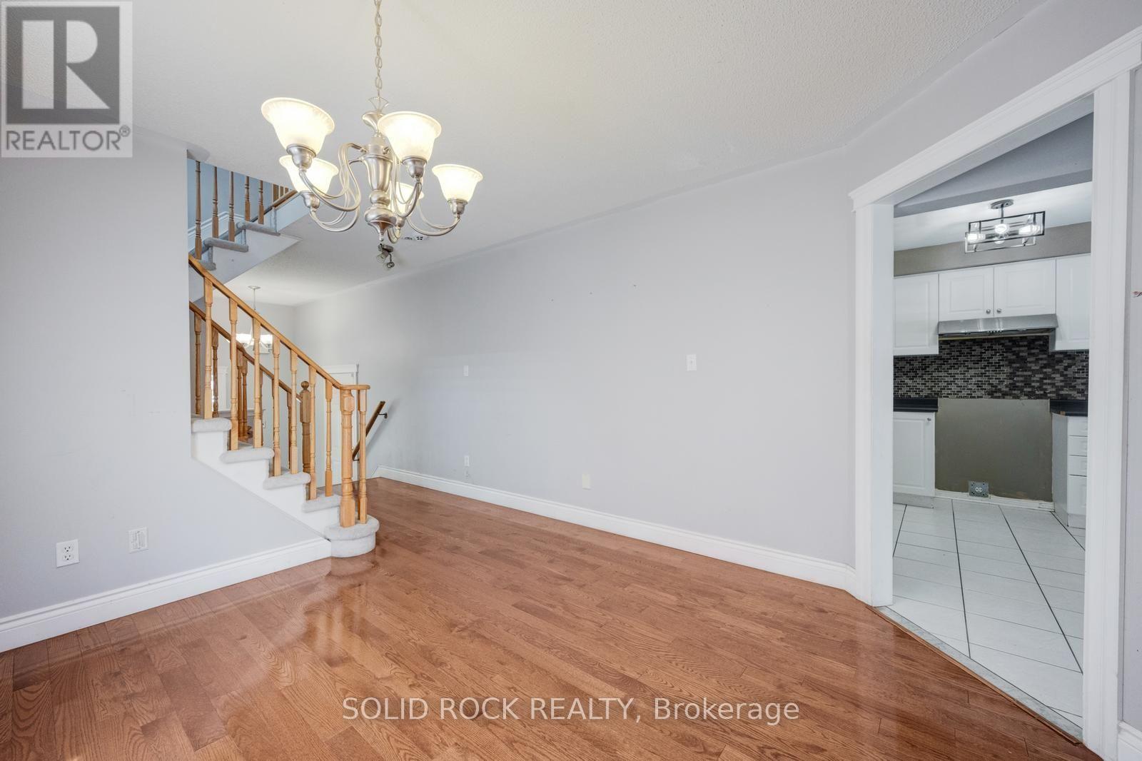 41 TRUMPET VALLEY BOULEVARD - Image 15