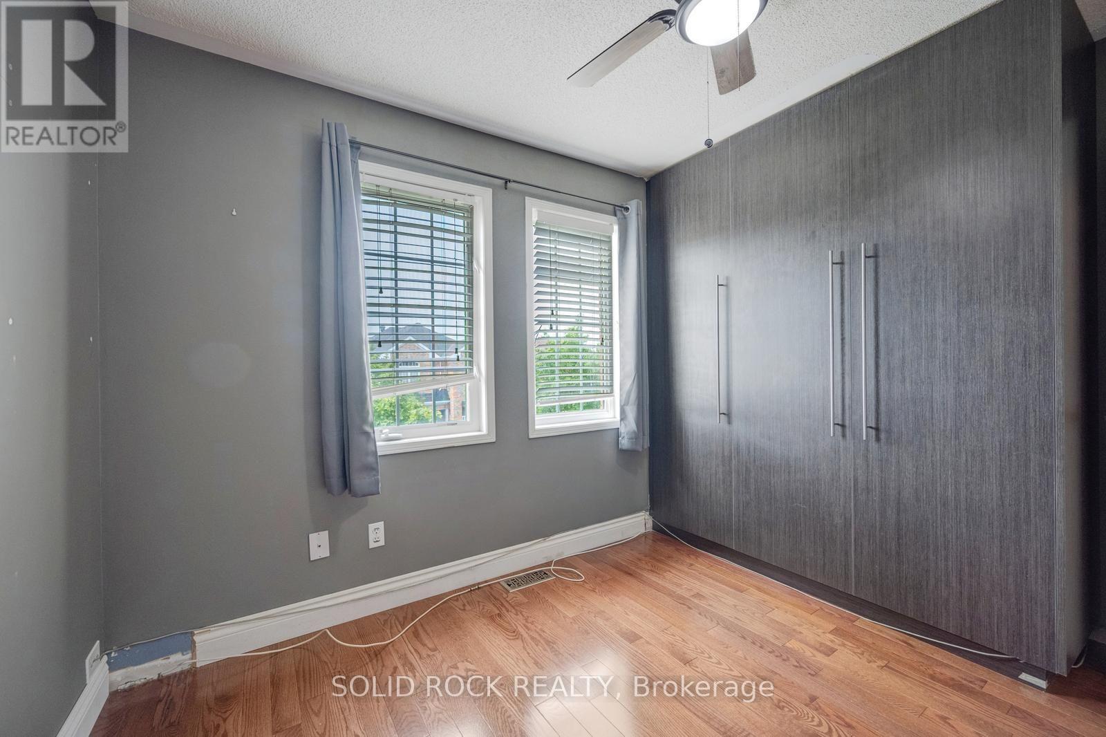 41 TRUMPET VALLEY BOULEVARD - 30
