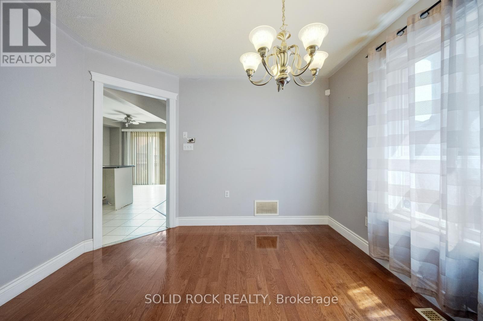 41 TRUMPET VALLEY BOULEVARD - 8