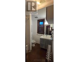 Kitchen - 179 Gilmour Avenue, Toronto, ON M6P3B2 Photo 7