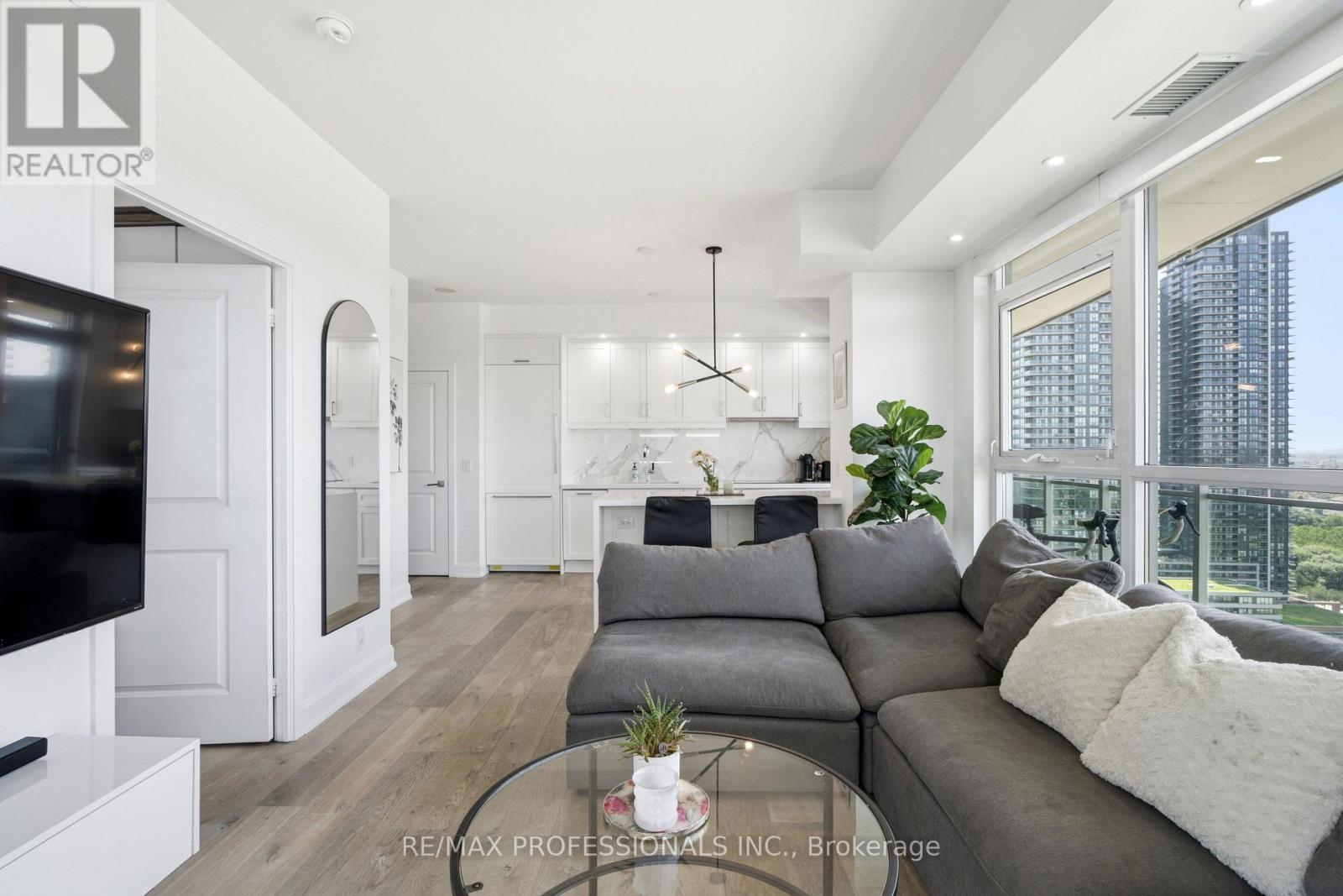 #1904 33 SHORE BREEZE DRIVE - 17