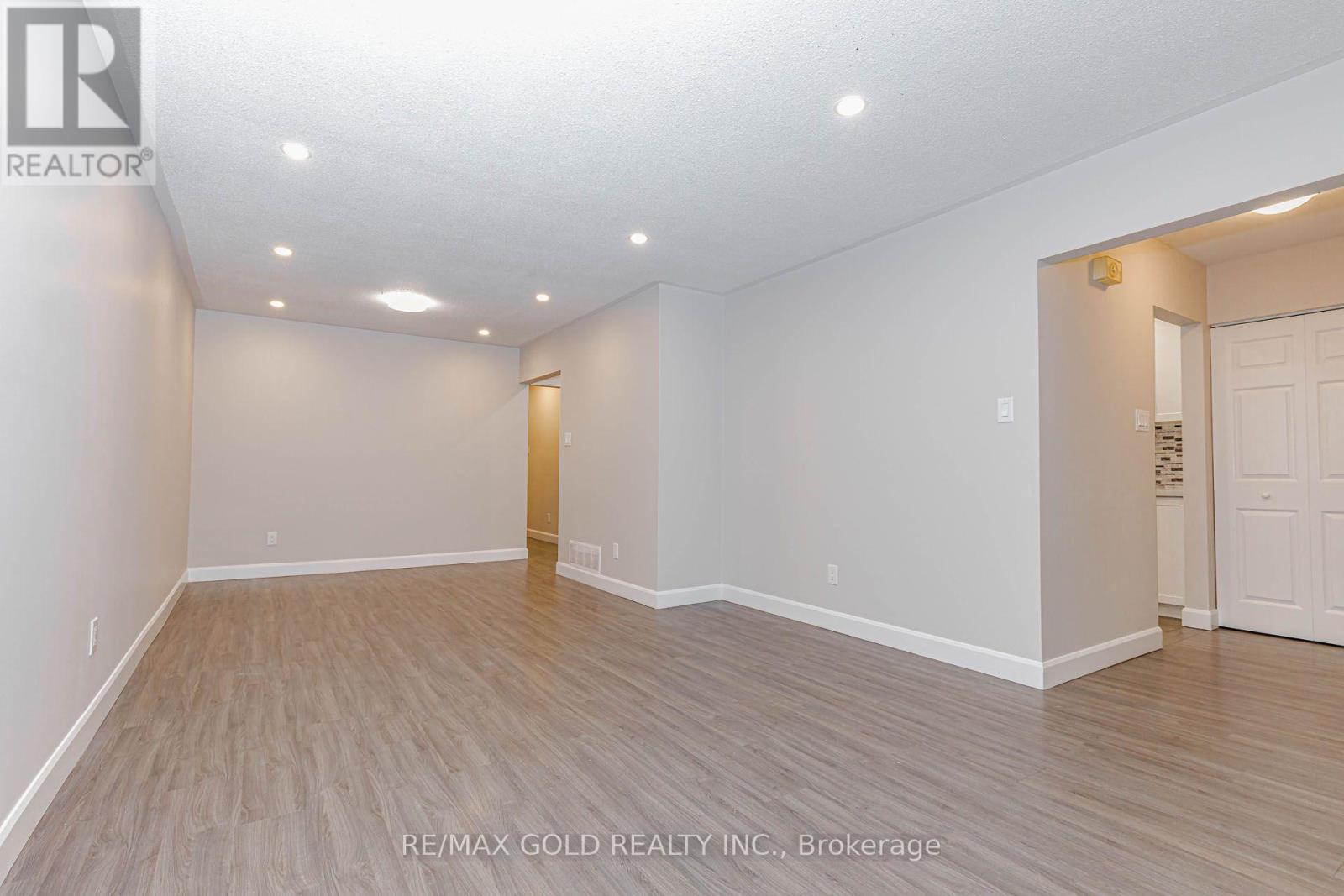 14 FLAMINGO CRESCENT - 8