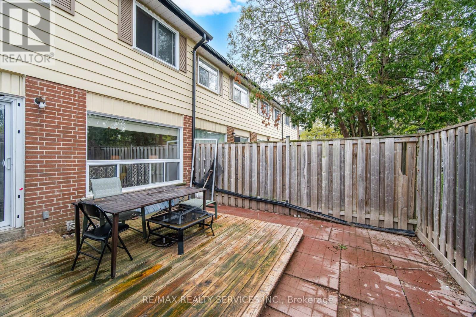 #47 43 VODDEN COURT - 41