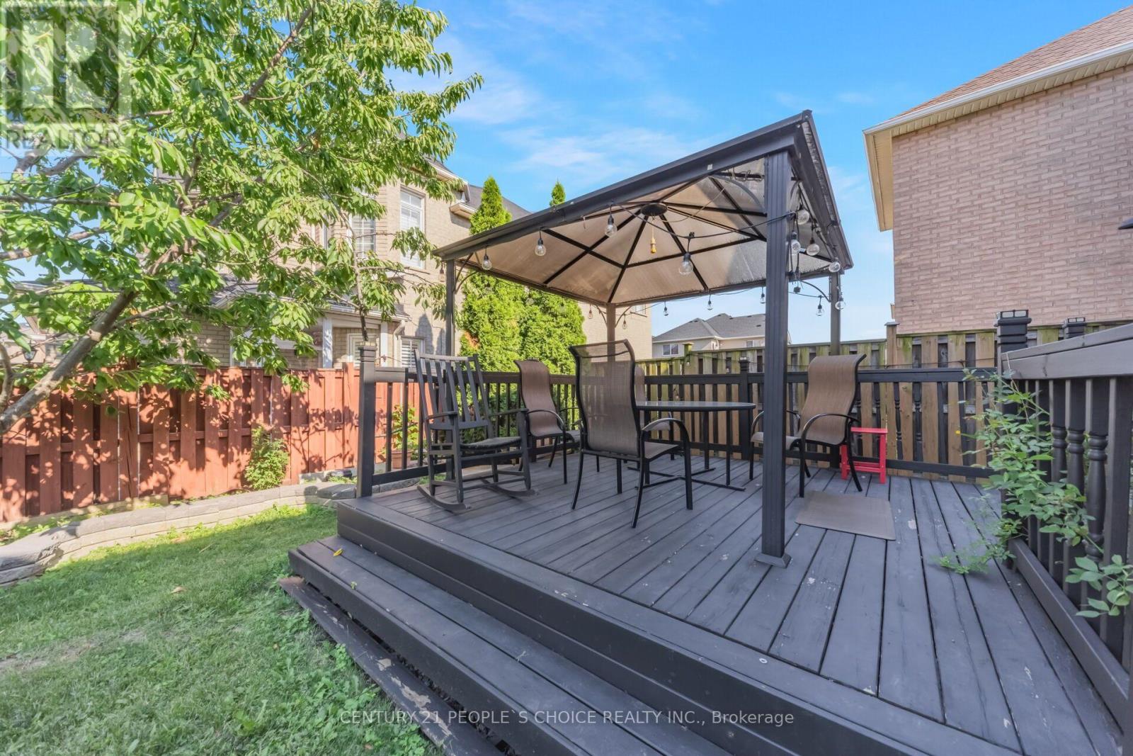 7448 VILLAGE WALK - 43