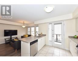 89 - 100 Parrotta Drive, Toronto, ON M9M0B5 Photo 10