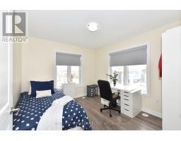 89 - 100 Parrotta Drive, Toronto, ON M9M0B5 Photo 19