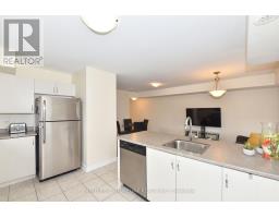 89 - 100 Parrotta Drive, Toronto, ON M9M0B5 Photo 9