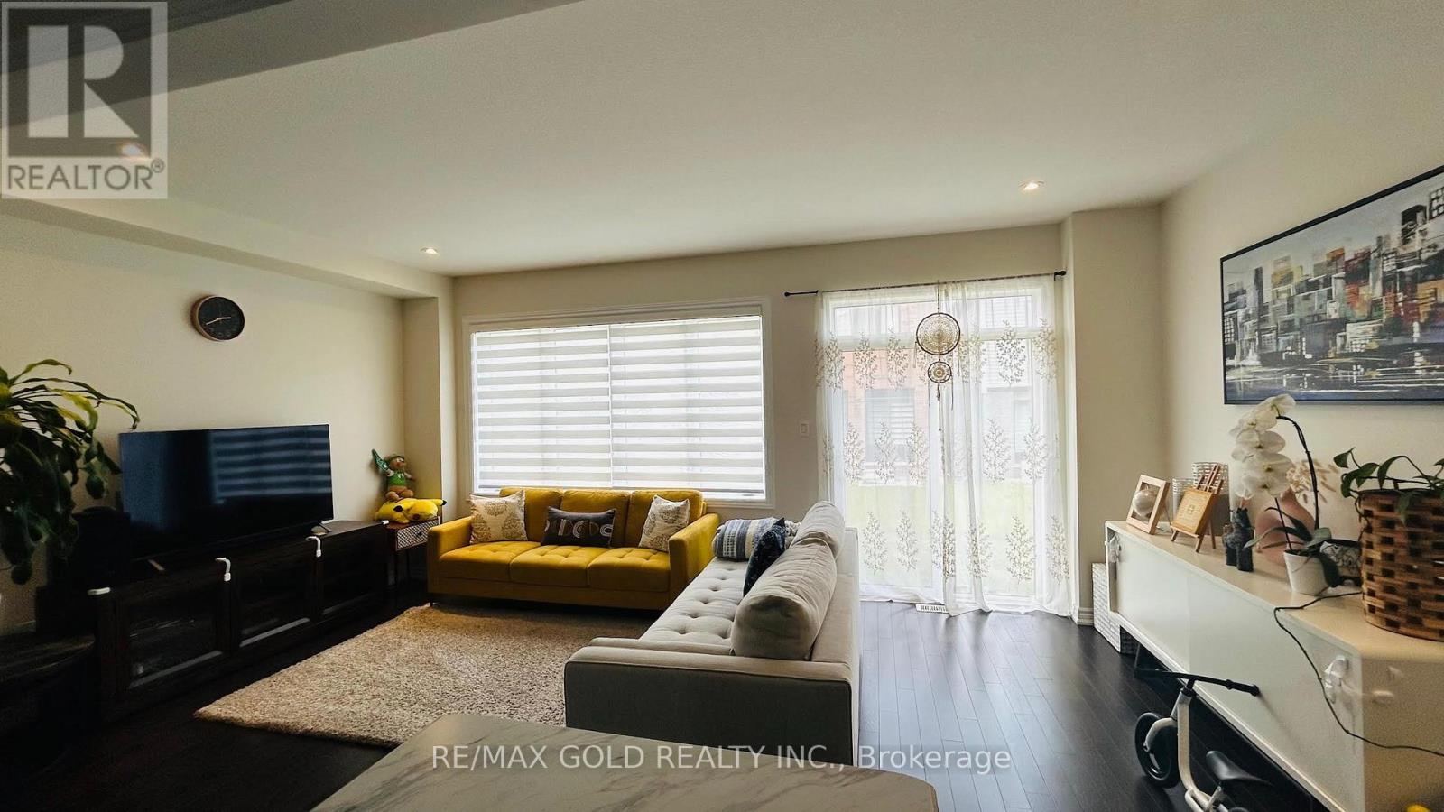 28 AMOS AVENUE, Brantford — photo 2