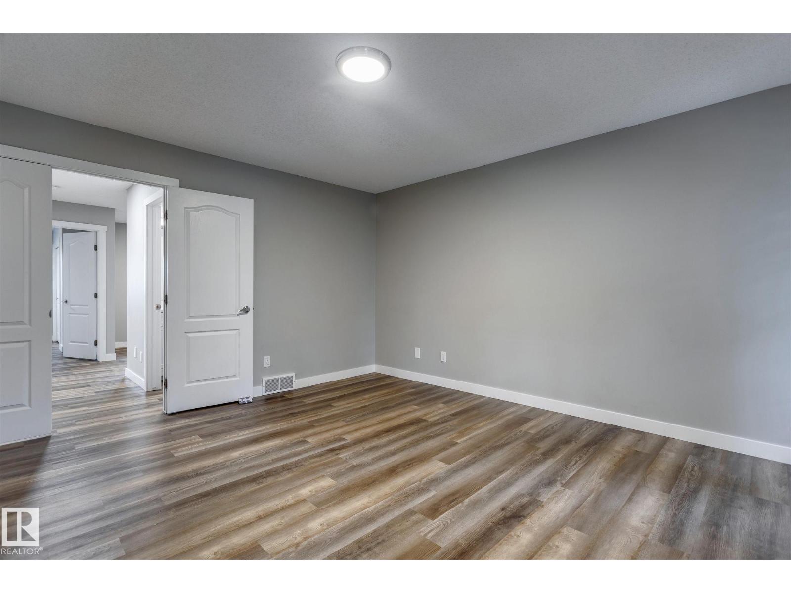 15819 69 ST NW - Image 18