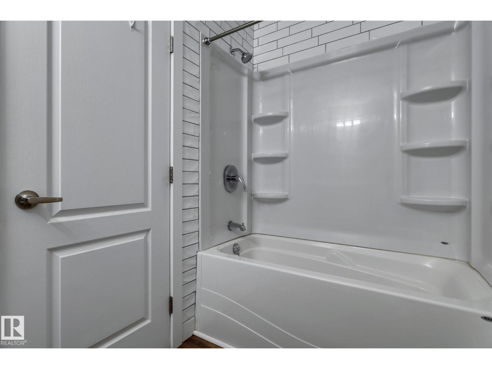 15819 69 ST NW - Image 24