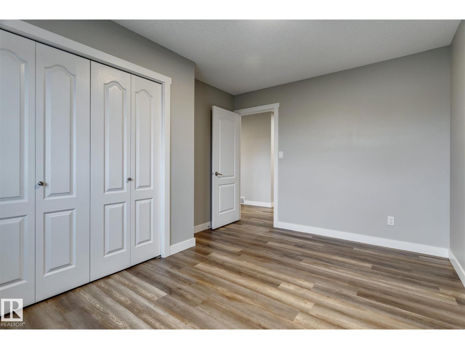 15819 69 ST NW - 25