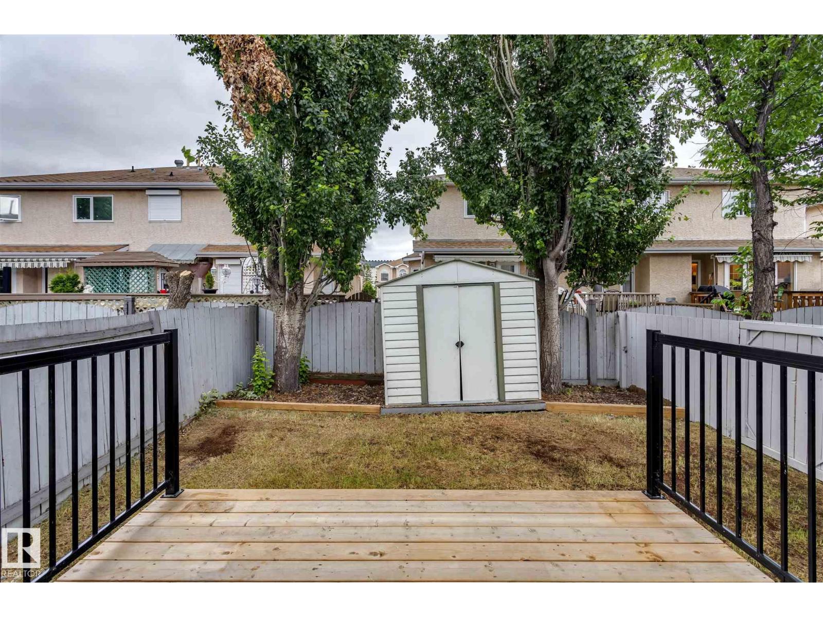 15819 69 ST NW - 31