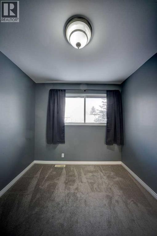 #30 380 Bermuda Drive NW - 22