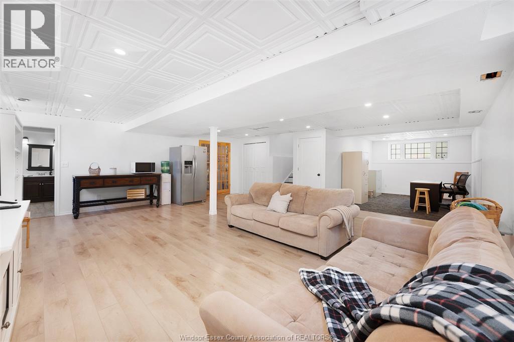 4332 MONTEREY COURT - 26