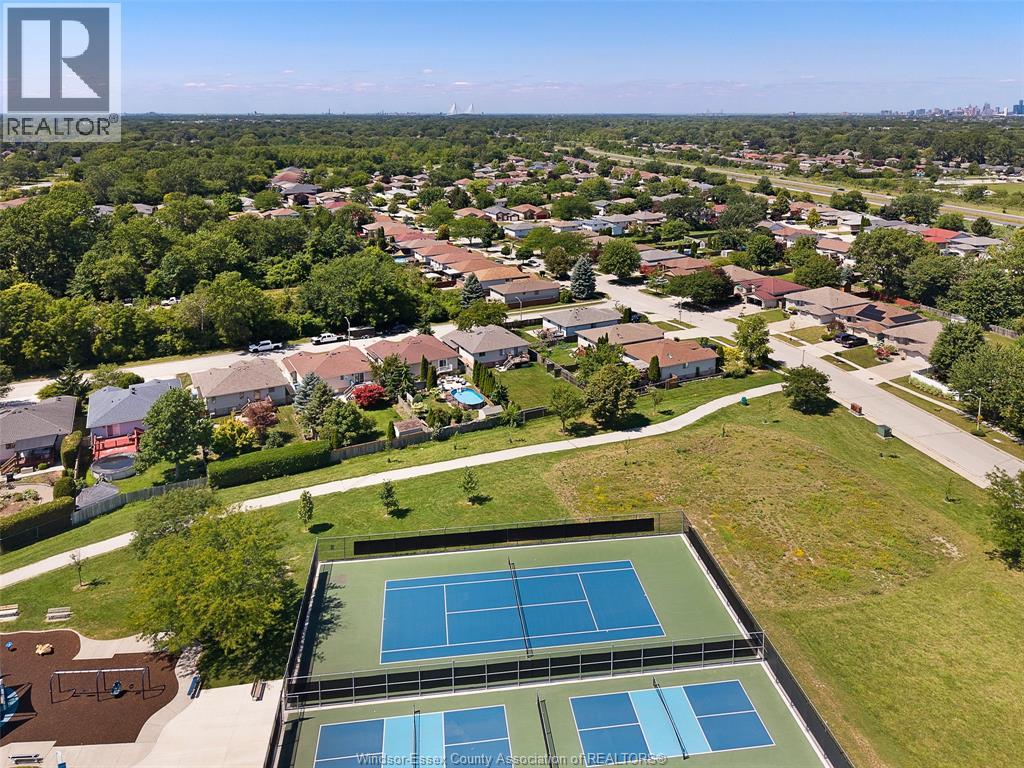 4332 MONTEREY COURT - 40
