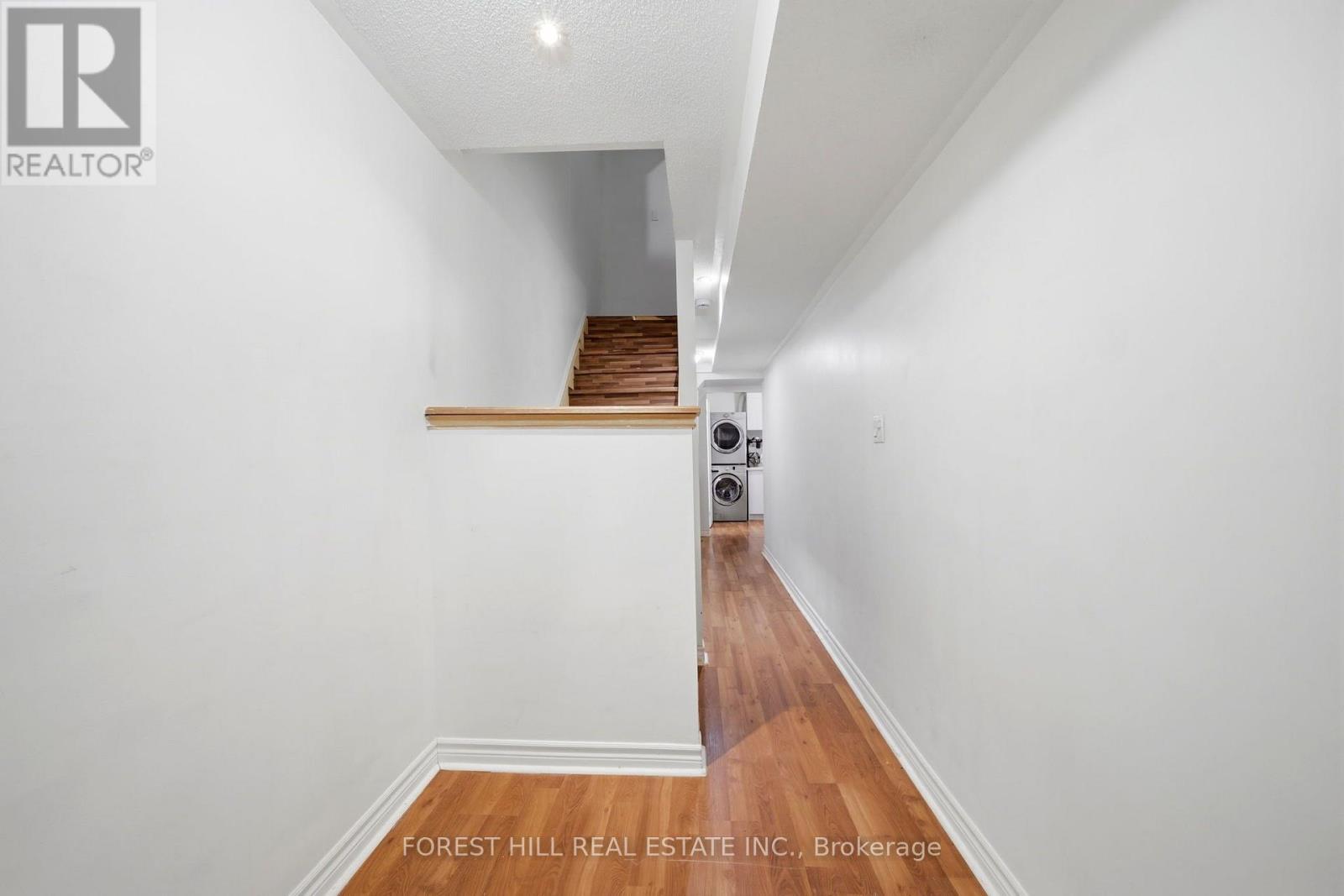 12 LAMBRINOS LANE - 27